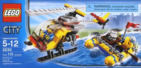 Hubschrauber und Floß
