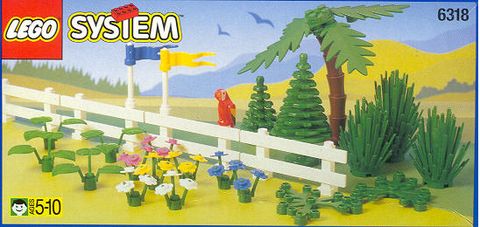 Bäume, Blumen und Zäune