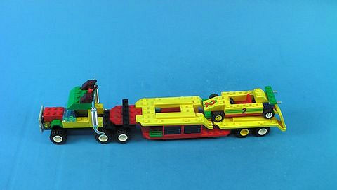 Rennwagentransporter