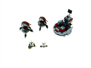 Clone Troopers vs. Droidekas