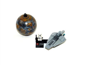 Republic Assault Ship & Coruscant